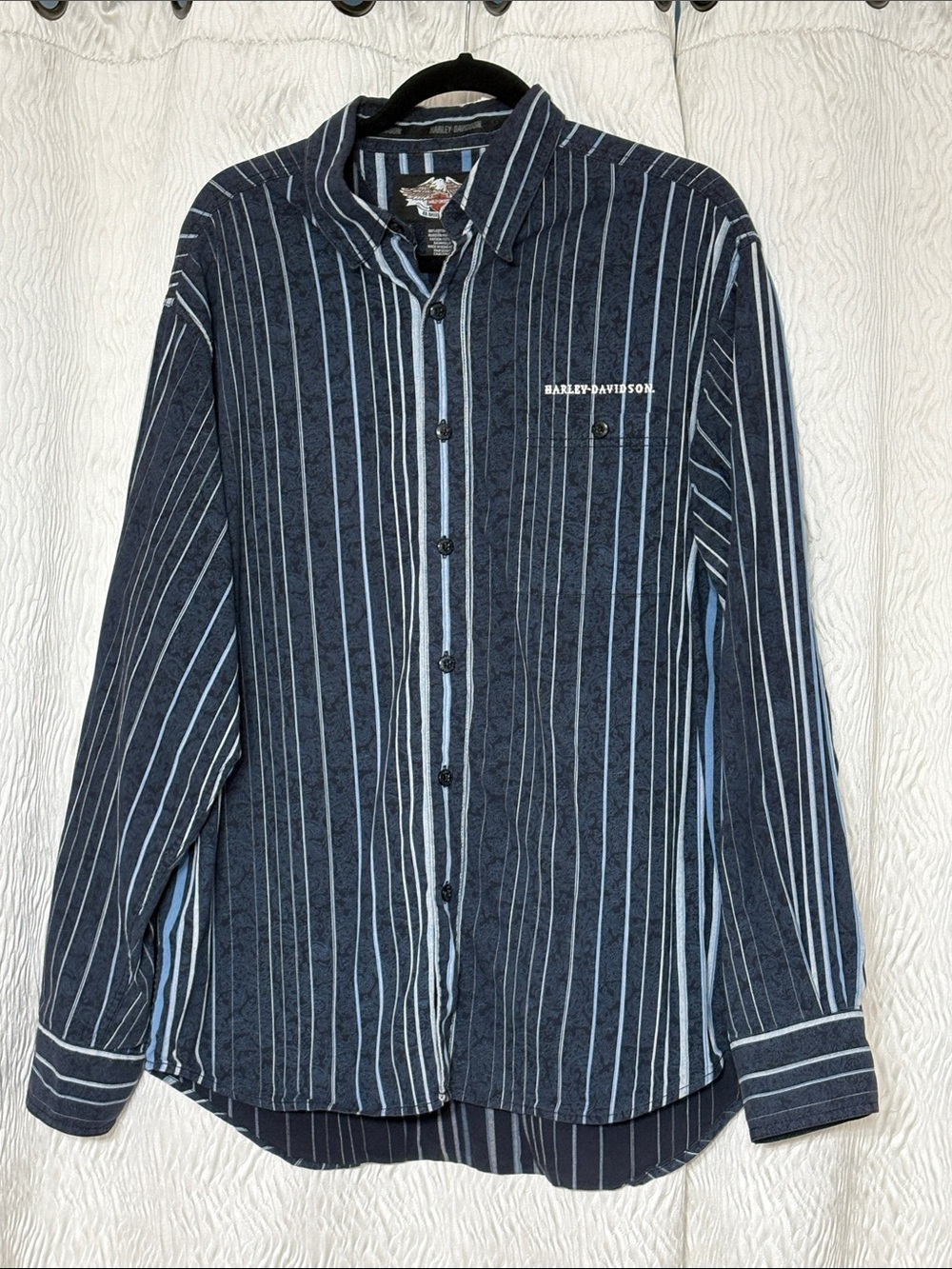 VTG Harley-Davidson Navy and Light Blue Vertical Stripe Button-Down Shirt-Size L